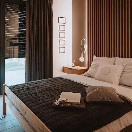 Home, Bedroom With Bathtub, Jacuzzi Koscierzyna