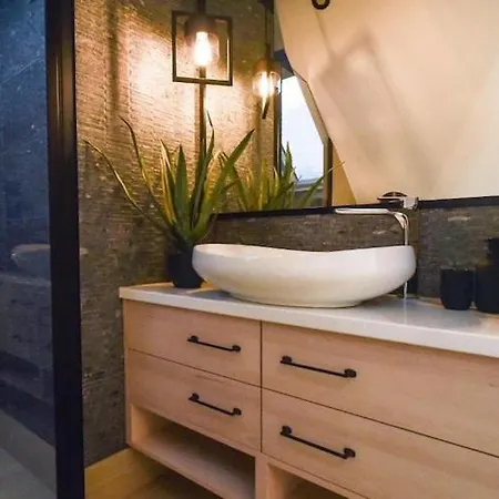 Home, Bedroom With Bathtub, Jacuzzi Dom wakacyjny *
