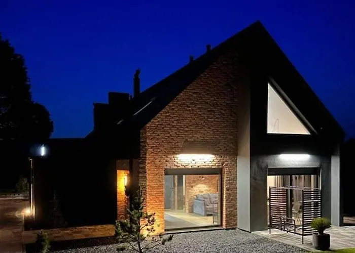 Home, Bedroom With Bathtub, Jacuzzi